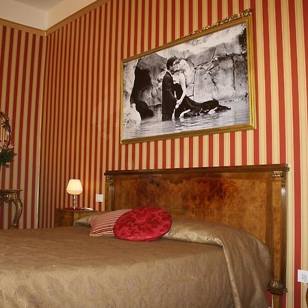 Bed and Breakfast Le Sorelle Lumiere Rom Zimmer foto